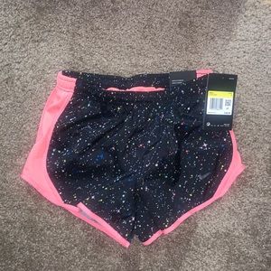 Girls Nike run shorts